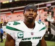  ?? Kirk Irwin / Associated Press ?? Jets cornerback Justin Hardee walks off of the field after defeating the Browns during on Sept. 18 in Cleveland.