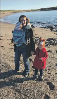  ??  ?? Dawn Lee with Hazel and David enjoying their recent stay in Glenbarr.