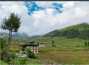  ?? — MELODY L. GOH/THE Star ?? Phobjikha Valley in Bhutan is very picturesqu­e.