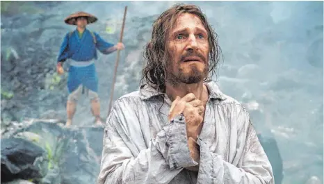  ?? FOTO: KERRY BROWN ?? Scorseses neuer Film mit Liam Neeson als Pater Ferreira ist eine spannende Erkundung, was es heißt, an die Gnade Gottes zu glauben.