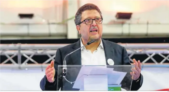  ?? EP ?? El ex líder de Vox en Andalucía Francisco Serrano, en un mitin durante la campaña electoral de las elecciones andaluzas de 2018.