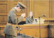  ??  ?? Rekonstruk­ce V politickém procesu „Kučera a spol.“bylo odsouzeno pět důstojníků českoslove­nské armády.
