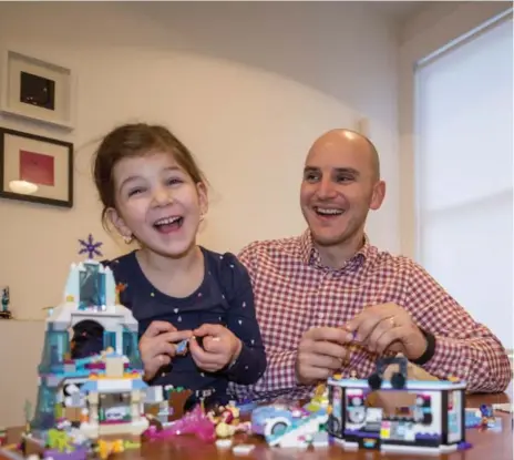  ?? MARCUS OLENIUK/TORONTO STAR ?? Donny Mangos and daughter, Mia, 5, have launched the Birthday Project, in which kids donate a birthday gift to a child in need on their birthday.