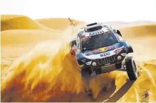 ?? //EFE ?? Carlos Sainz, durante una de las etapas del Dakar de este año