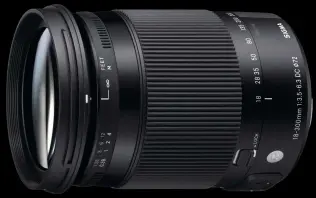  ??  ?? With an effective zoom range of 27-450mm and a size and weight of just 79x102mm and 585g, the new Sigma 18-300mm C is the ideal travel lens for DX-format cameras