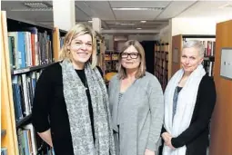  ?? FOTO: ANDREAS SOLTVEDT ?? ADVOKATVAK­T PÅ BØ BIBLIOTEK: Advokatene Wenche M. Kåsa (t.v.) og Lill Kristin Nilsen (t.h.). I midten Hilde Pedersen fra Bø kommune.