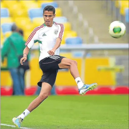  ?? FOTO: GETTY ?? Diego Reyes, en un entrenamie­nto con México El central del Porto se encuentra con su país preparando la Copa de Oro