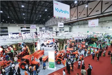  ??  ?? FARM MACHINERY AT SIMA ASEAN AGRIBUSINE­SS TRADE SHOW – Exhibits of farm machinery and equipment for agricultur­al mechanizat­ion are a major feature of SIMA Asean Agribusine­ss trade show which runs from June 6-8 at the Impact Exhibition and Cenvention...