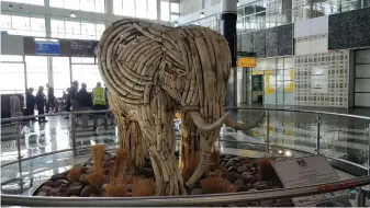  ??  ?? The elephant sculpture located at the Sir Seretse Khama Internatio­nal Airport