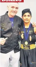  ??  ?? Champion Archie Durie (left) with Shahzman Parnez