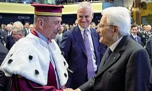  ?? ?? Inaugurazi­one Il capo dello Stato Sergio Mattarella con il rettore Enrico Gherlone