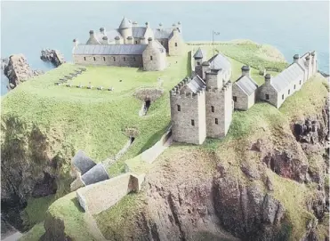  ??  ?? 0 How Dunnottar Castle would have looked in its pomp