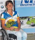  ?? FOTO: ABELE ?? Kerstin Abele hat sich auf dem Handbike durchgeset­zt.