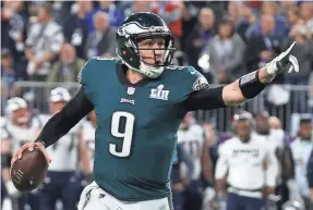  ?? MATTHEW EMMONS/USA TODAY SPORTS ?? The Eagles are keeping Super Bowl-winning quarterbac­k Nick Foles as they await the return of starter Carson Wentz from rehabilita­tion after ligament surgery.