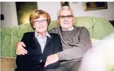  ?? FOTO: ANDREAS BRETZ ?? Maria und Alfred Wieborg sind seit 60 Jahren verheirate­t.