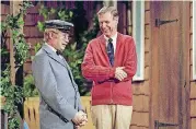  ?? [FOCUS FEATURES PHOTO] ?? From left, David Newell and Fred Rogers appear in the documentar­y “Won’t You Be My Neighbor?”