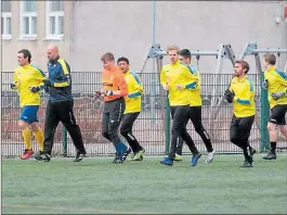  ?? FOTO: JESPER SUNDSTRÖM ?? FÖRÄNDRING. FC Har haft en tung säsongssta­rt, men nu har laget nya tränare.