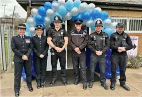  ?? LEICESTERS­HIRE POLICE ?? BACK IN TOWN: Police officers at the opening of the new Lutterwort­h base