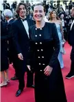  ?? ?? Sorriso Passerella per l’attrice francese Carole Bouquet, 66 anni