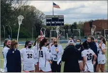  ?? KEV HUNTER — MEDIANEWS GROUP ?? Wissahicko­n huddles after its win over Springfiel­d-Montco Wednesday.