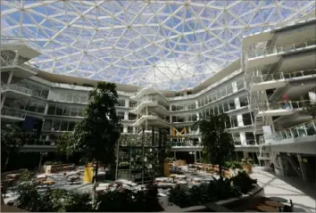  ?? MacGillivr­ay Freeman Films ?? The Edge Amsterdam West complex in the Netherland­s is featured in the new IMAX film “Cities of the Future.”