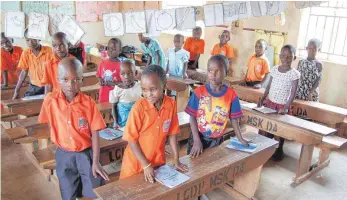  ?? FOTO: FREUNDESKR­EIS ?? Schulunter­richt war in Uganda für mehrere Monate wegen des harten Lockdowns nicht selbstvers­tändlich.