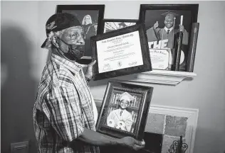  ?? Melissa Phillip / Staff photograph­er ?? Curley Guidry Jr. talks Thursday about his grandson, Charion Lockett, who was shot and killed on Monday by Houston police at his mother’s home.