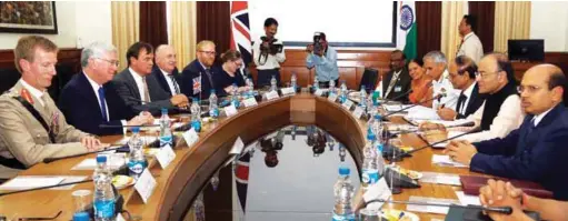  ??  ?? Union Minister for Finance, Corporate Affairs and Defence Arun Jaitley with the UK Secretary of State for Defence Sir Michael Fallon at the delegation level talks in New Delhi