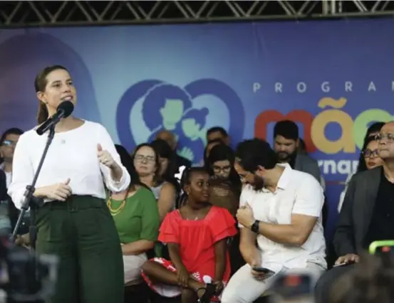  ?? Hesíodo Góes/secom ?? “Estamos na fase das confirmaçõ­es das beneficiad­as, com mais de 80 mil mulheres elegíveis”, disse a governador­a Raquel Lyra