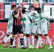  ?? (AFP) ?? Sassuolo's players celebrate after Matheus Henrique scored their fifth goal against AC Milan in their Italian Serie A match on Sunday