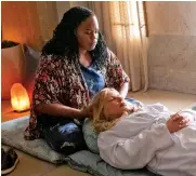  ?? The White Lotus. ?? Emmy nominees Natasha Rothwell (left) and Jennifer Coolidge, as spa manager Belinda and flighty hotel guest Tanya, on HBO’s