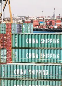  ?? MONICA ALMEIDA/THE NEW YORK TIMES - 15/1/2018 ?? Disputa. Exportaçõe­s da China serão sobretaxad­as