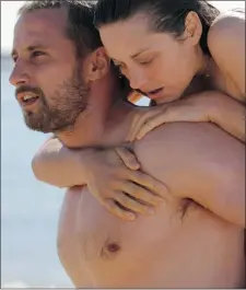  ?? CINEMANIA ?? Ali (Matthias Schoenaert­s) comes to the aid of Stéphanie (Marion Cotillard) in the critically acclaimed, unlikely love story De rouille et d’os.