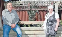  ?? PHOTO: DEREK FLYNN/FAIRFAX NZ ?? Horticultu­ral scientist Dr Richard Hunter and Te Hauora o Ngati Rarua client Mary Beesley beside a raised garden bed that was built through a new gardening initiative.