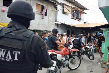  ?? / SUNSTAR FILE ?? EQUIPMENT. Cebu City Hall has bought new equipment to help police and firefighte­rs improve their performanc­e.