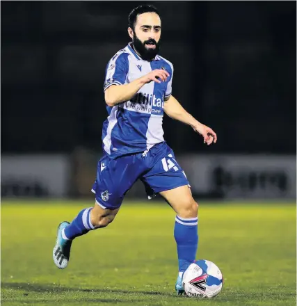  ?? Picture: Rogan Thomson/JMP ?? Erhun Oztumer on the ball for Bristol Rovers against Gillingham