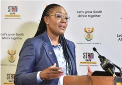  ??  ?? AUDITOR-General Tsakani Maluleke during the media briefing on the release of the updated findings for the second Covid-19 relief funds audit held at Tshedimose­tso House, l
African News Agency (ANA)