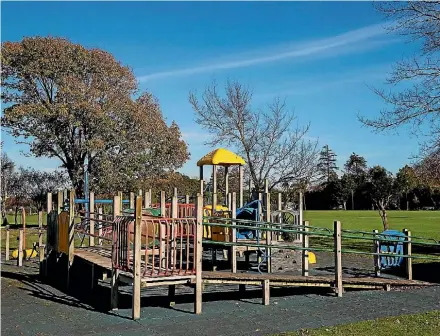  ?? PHOTO: DAVID UNWIN/STUFF ?? The Kowhai Park playground areas in Feilding could soon have a fence installed around the perimeter.