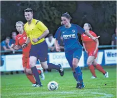  ?? FOTO: MAS ?? Vor drei Jahren traf die SG Altheim im WFV-Pokal schon einmal auf einen Regionalli­gisten – und zog sich damals gegen Sindelfing­en (das Bild zeigt Ronja Braun in jenem Spiel) gut aus der Affäre.