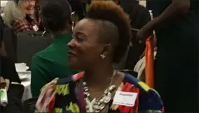  ?? MICHAEL GWIZDALA — MEDIANEWS GROUP ?? Daquetta P. Jones is honored as the YWCA’s Resourcefu­l Woman of the Year.