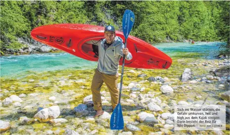  ?? FOTO: AMELI LEHNER ?? Sich ins Wasser stürzen, die Gefahr umkurven, heil und high aus dem Kajak steigen: Darin besteht der Reiz für Nils Dippon.