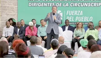  ?? F.E. ?? Leonel Fernández encabezó una actividad de su partido en Santo Domingo Oeste.