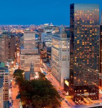  ??  ?? From top: With 56 floors, the Millennium Hilton New York Downtown towers above many; it comes with 471 stylish guestrooms.