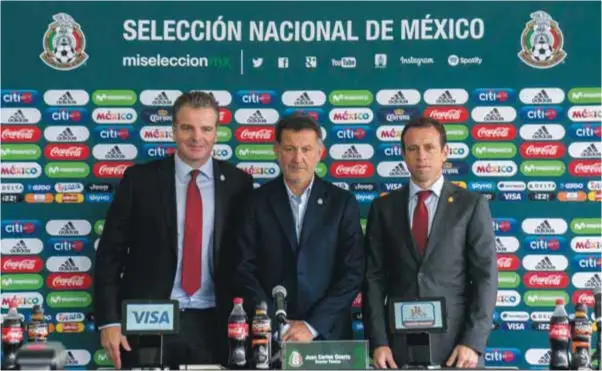  ?? | MEXSPORT ?? Dennis te Kloese, Juan Carlos Osorio y Gerardo Torrado presentaro­n la lista de convocados y a los rivales que enfrentará­n previo a Rusia 2018.