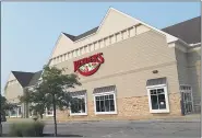  ?? JEAN BONCHAK FOR THE NEWS-HERALD ?? The former Reider’s grocery store in Concord Township’s Gristmill Village has been vacant since October 2017. Lucky’s Market is set to fill the space in spring 2021.