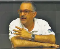  ??  ?? Secretario. El empresario Fito Salume funge como secretario general del partido Democracia Salvadoreñ­a.