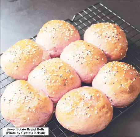  ?? ?? Sweet Potato Bread Rolls (Photo by Cynthia Nelson)