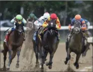  ?? ARIANNA SPADONI/NYRA ?? Sue’s Fortune (center) with Junior Alvarado up raced to to the center of the field and captured last year’s GII Adirondack at Saratoga Race Course by 1⁄2-a-length, edging out Virginia Eloise and Guacamole.