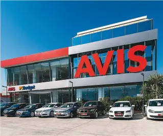 ?? ?? Η εταιρεία μίσθωσης αυτοκινήτω­ν Avis προχωράει στην υλοποίηση επενδύσεων 135 εκατ. ευρώ για την προμήθεια περίπου 2.900 ηλεκτρικών και plug-in οχημάτων.