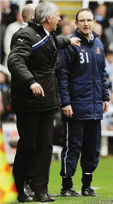  ??  ?? Hot stuff: Newcastle manager Alan Pardew (left) arguing with Sunderland boss Martin O’Neill during their Premier League match at St James’ Park in March.